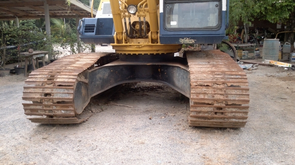 KOMATSU PC 200 - 5 ซีเรียลสูง