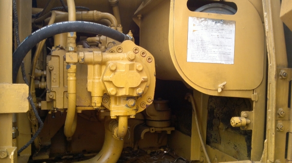 KOMATSU PC 200 - 5 ซีเรียลสูง