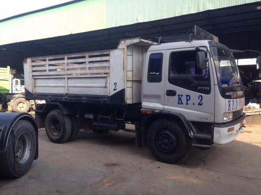ขาย6ล้อดั๊ม ISUZU เด็กก้า 195 แรงม้า ปี43 กระบะสามมิตร สวยเดิม สนใจโทร 0819701072 ขาย6ล้อดั๊ม ISUZU เด็กก้า 195 แรงม้า ปี43 กระบะสามมิตร สวยเดิม สนใจโทร 0819701072
