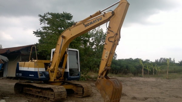 KOMATSU PC 120- 5