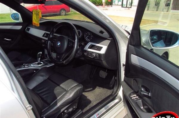 BMW SERIES 5 525iSE E60 AT ปี2008 เกียร์ไฟฟ้า ชุดแต่งM SPORT แท้ BMW SERIES 5 525iSE E60 AT ปี2008 เกียร์ไฟฟ้า ชุดแต่งM SPORT แท้