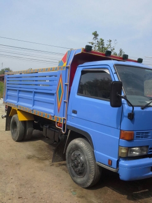 Isuzu 110 แรงดั้ม คานหน้า FVZ เดิม KS22 วางหัวใหม่ เกียร์สั้น  เหล็กลางยูทั้งคัน