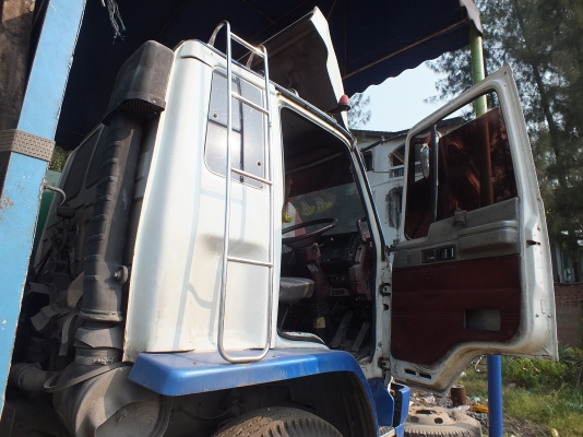 ISUZU FXZ  ติดต่อปารวี   0839686255