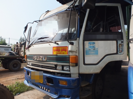 ISUZU FXZ  ติดต่อปารวี   0839686255