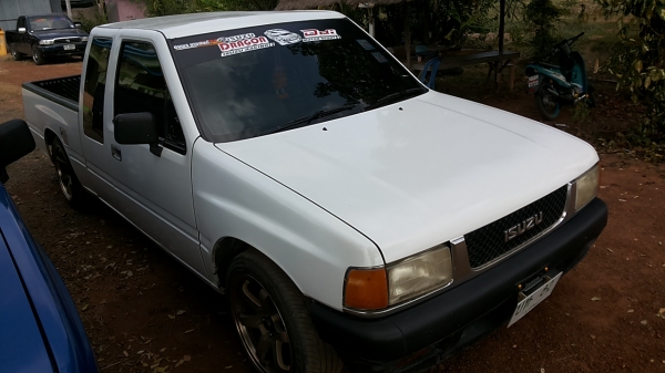 **145,000 บ.ต่อรอง**ขายกระบะแค็ปสวยๆ มังกรทอง87ยอดนิยม ISUZU SPACECAB 2.5SL 87HP หูช้างแท้ ปี32/89 เครื่องเดิมเกียร์เดิม เครื่องดี แรงประหยัด เกียร์ดีไม่มีหลุด ช่วงล่างคัสซีสวยเดิมไม่ผุไม่ดาม กระบะดี มีพื้นปูกระบะ ล้อแม็กสวยๆ หัวบางเดิม ภายในสวยคอนโซลครบ