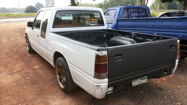 **145,000 บ.ต่อรอง**ขายกระบะแค็ปสวยๆ มังกรทอง87ยอดนิยม ISUZU SPACECAB 2.5SL 87HP หูช้างแท้ ปี32/89 เครื่องเดิมเกียร์เดิม เครื่องดี แรงประหยัด เกียร์ดีไม่มีหลุด ช่วงล่างคัสซีสวยเดิมไม่ผุไม่ดาม กระบะดี มีพื้นปูกระบะ ล้อแม็กสวยๆ หัวบางเดิม ภายในสวยคอนโซลครบ