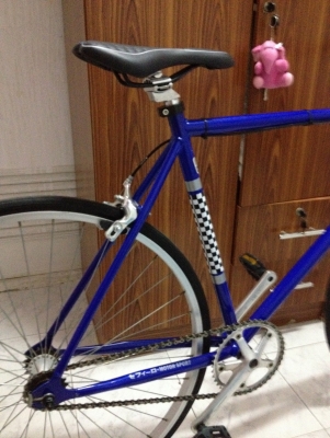 ขายจักรยานฟิกเกียร วินเทจ สีน้ำเงิน ล้อ700c จานหน้าSHIMANO 600 มีเบรคหหน้า-หลัง สภาพสวยพร้อมปั่น ราคา7900บาท กทม ขายจักรยานฟิกเกียร วินเทจ สีน้ำเงิน ล้อ700c จานหน้าSHIMANO 600 มีเบรคหหน้า-หลัง สภาพสวยพร้อมปั่น ราคา7900บาท กทม