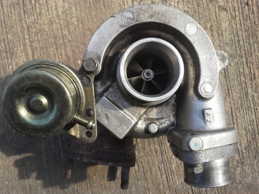 TurboTurbo ใบหน้า Mu-7 ใบหลัง Triton