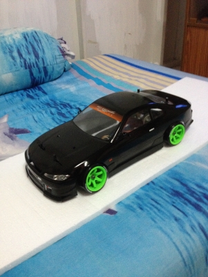 ขายรถบังคับสายพาน ไฟฟ้า รีโมทดิจิตอลของ futaba 2pl พร้อมเล่น รายละเอียด ติดต่อ โทร0875077464โส ไห้หมดเลย ตามรูปเลยคับ ราคา4500บาท