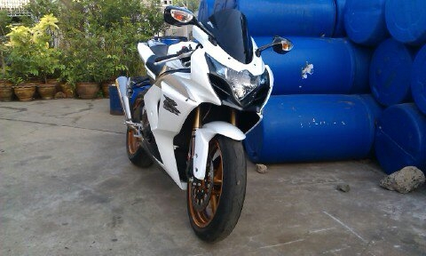 ขาย SUZUKI GSXR 1000 K9 ตัว Limited Edition เลขไมล์ 12,000 Spec cannada ขาย SUZUKI GSXR 1000 K9 ตัว Limited Edition เลขไมล์ 12,000 Spec cannada