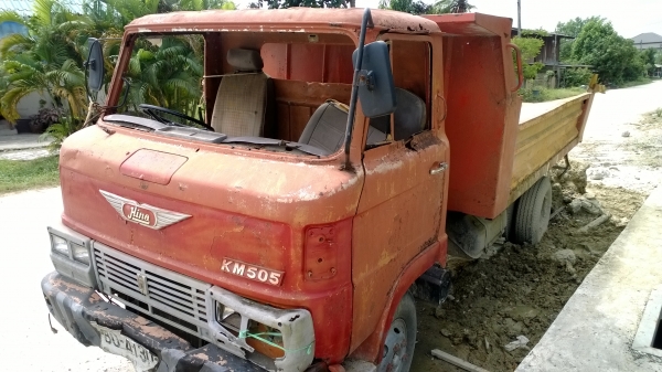 (คันนี้ยังอยู่)HINO 117 แรงKM505 6ล้อดั้ม หกล้อกลางเครื่อง WO4D ยาง8.25-16 รถเดิมๆอยู่ ไม่มีเล่ม  อย่างอื่นดี...