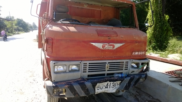 (คันนี้ยังอยู่)HINO 117 แรงKM505 6ล้อดั้ม หกล้อกลางเครื่อง WO4D ยาง8.25-16 รถเดิมๆอยู่ ไม่มีเล่ม  อย่างอื่นดี...