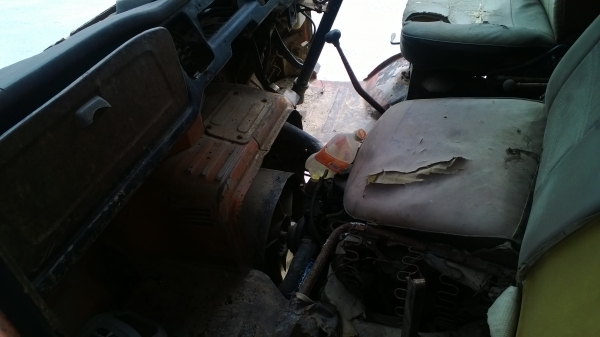 (คันนี้ยังอยู่)HINO 117 แรงKM505 6ล้อดั้ม หกล้อกลางเครื่อง WO4D ยาง8.25-16 รถเดิมๆอยู่ ไม่มีเล่ม  อย่างอื่นดี...