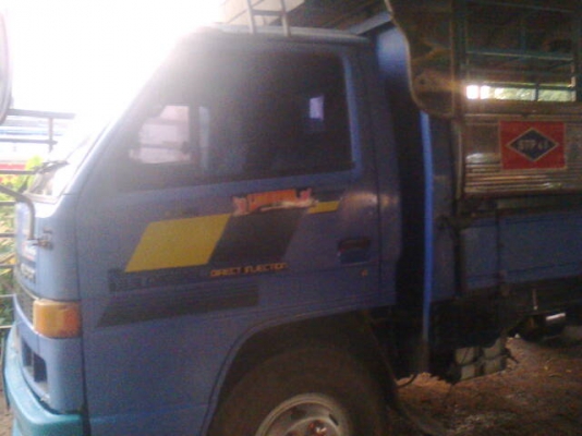 Isuzu NPR 115 แรง คอกพืชไร่ พร้อมใช้ ทะเบียนพร้อม