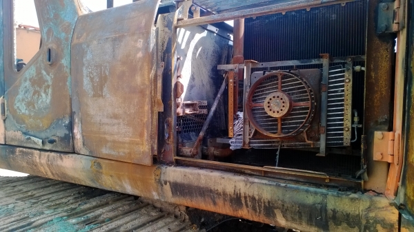 ขายซากDAEWOO SL220LC-V แบคโฮ รุ่น5 ไฟไหม้ โดนเครื่อง หัวเก๋ง ขายตามสภาพ...