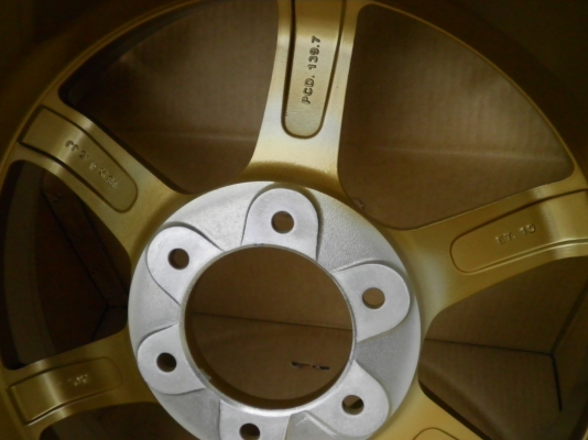 ใหม่ 18 สวย 6-139.7 รถกะบะ กว้าง8.5-9.5 ออฟ10