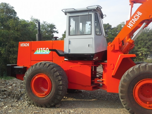 ขาย hitachi LX150 1,200,000 บาท สภาพดีมาก พร้อมใช้งาน ขาย hitachi LX150 1,200,000 บาท สภาพดีมาก พร้อมใช้งาน