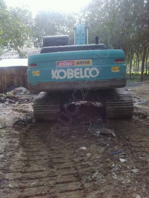 รถแบคโฮ ยี่ห้อ KOBELCO  SK200-8