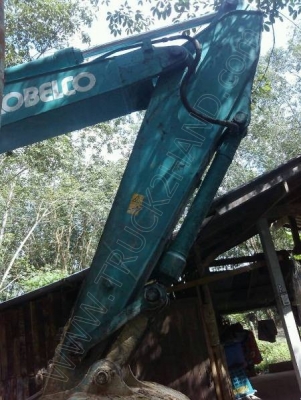 รถแบคโฮ ยี่ห้อ KOBELCO  SK200-8