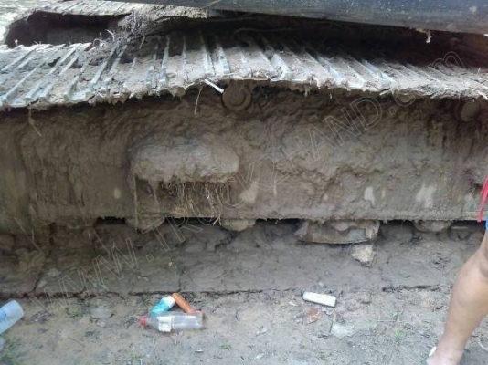 รถแบคโฮ ยี่ห้อ KOBELCO  SK200-8