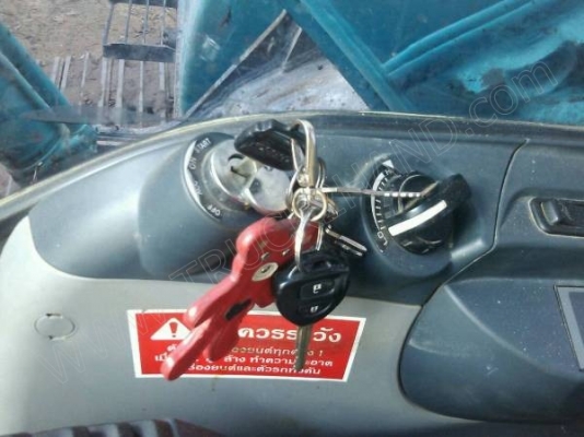 รถแบคโฮ ยี่ห้อ KOBELCO  SK200-8