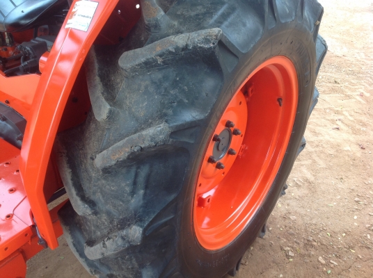 ปัญญาแทรคเตอร์มาแล้ว...จัดมาให้ครับ รีบโดยด่วน.คูโบต้า L4508 พร้อมใบมีดตราช้าง จัดส่ง จ.ระยอง