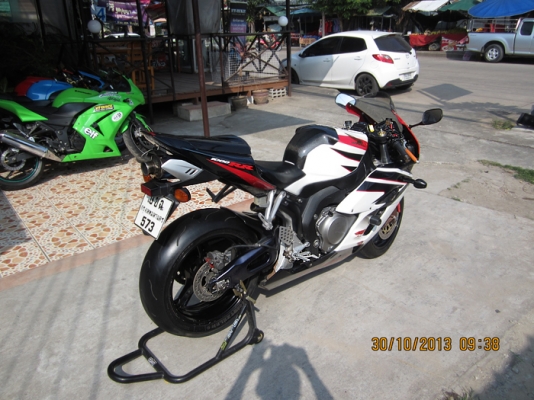 cbr1000rr ปี05 รถสวย ทะเบียนพร้อมโอน(โอนนอก)