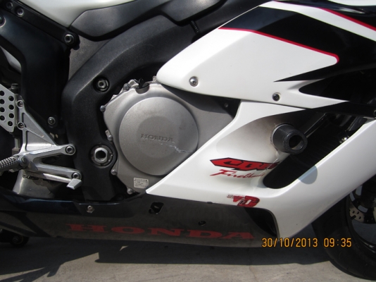 cbr1000rr ปี05 รถสวย ทะเบียนพร้อมโอน(โอนนอก)