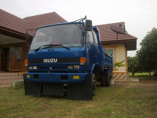 isuzu rocky
