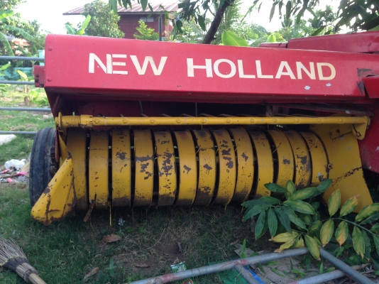ขายเครื่องอัดฟางยี่ห้อ NEWHOLLAND รุ่น 272 มีภาพวีดีโอ ใช้งานดีแต่ไม่ค่อยได้ใช้งาน สภาพสวยพร้อมใช้งาน ราคา 98000 บาท คุยกันได้ครับ  สนใจติดต่อ คุณชัยยา สตึก โทร 081-9972972  089-8451778