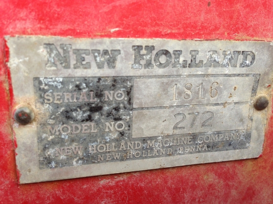 ขายเครื่องอัดฟางยี่ห้อ NEWHOLLAND รุ่น 272 มีภาพวีดีโอ ใช้งานดีแต่ไม่ค่อยได้ใช้งาน สภาพสวยพร้อมใช้งาน ราคา 98000 บาท คุยกันได้ครับ  สนใจติดต่อ คุณชัยยา สตึก โทร 081-9972972  089-8451778