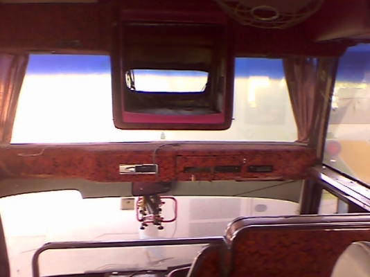 ทรงวอลโวถุงลมในนิสสันเครืองนอนpe6เเอร์เเขวนรถสวยครับราคา730000ทะเบียนพร้อมโอน