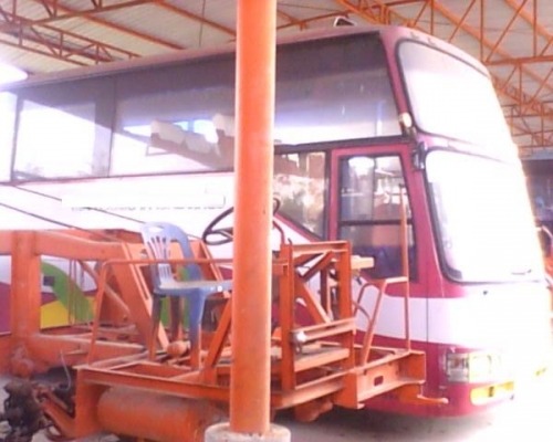 ทรงวอลโวถุงลมในนิสสันเครืองนอนpe6เเอร์เเขวนรถสวยครับราคา730000ทะเบียนพร้อมโอน