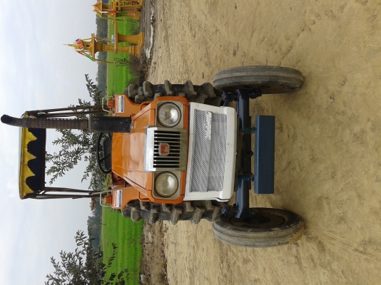 ขายรถไถL2202ข้างขาวสภาพสวยพร้อมใช้สภาพเดิมๆ