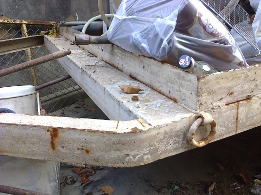 ขายเทเลอร์ลากเครื่องจักหรืออื่นๆ ยาว5เมตร 4ล้อกว้าง2เมตร มีหางขึ้น ขายเทเลอร์ลากเครื่องจักหรืออื่นๆ ยาว5เมตร 4ล้อกว้าง2เมตร มีหางขึ้น