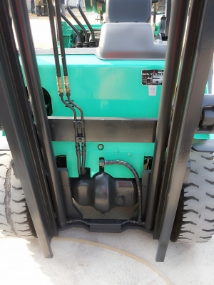 ขายถูก MITSUBISHI FG25 T ขนาด2.5ตัน เสาสูง3เมตร เกียร์ออร์โต้ เครื่องเบนซิล-แก็ส 2ระบบ งาไซค์ซิฟค์ การใช้งาน5555กว่าชั่วโมง รับประกันเครื่องเกียร์ดี6เดือน ราคาต่อรองได้สนใจติดต่อ0816161541