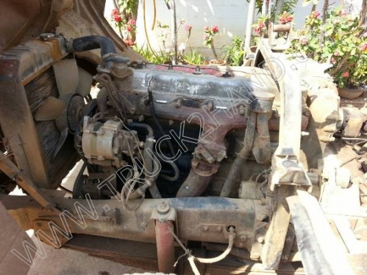 รถบรรทุก 6 ล้อโม่ปูน  ยี่ห้อ HINO ขนาดโม่ปูน 2.3 คิว  165 แรงม้า