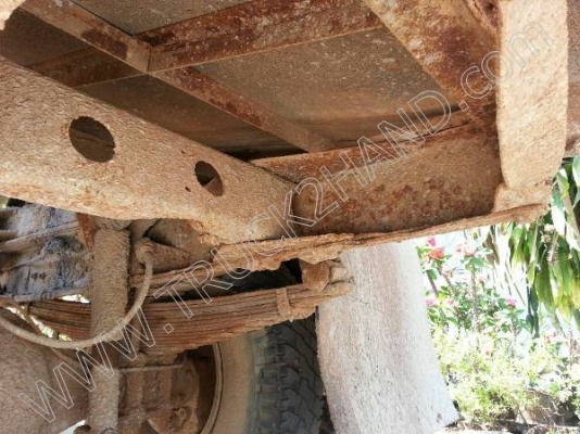 รถบรรทุก 6 ล้อโม่ปูน  ยี่ห้อ HINO ขนาดโม่ปูน 2.3 คิว  165 แรงม้า