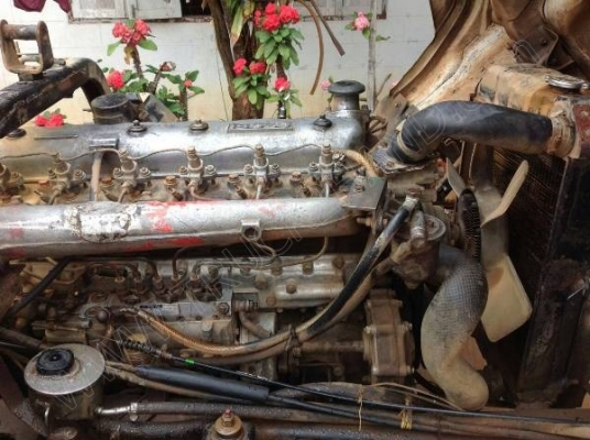 รถบรรทุก 6 ล้อโม่ปูน  ยี่ห้อ HINO ขนาดโม่ปูน 2.3 คิว  165 แรงม้า