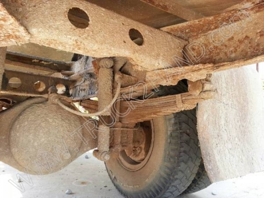 รถบรรทุก 6 ล้อโม่ปูน  ยี่ห้อ HINO ขนาดโม่ปูน 2.3 คิว  165 แรงม้า