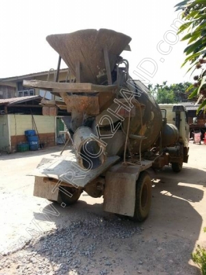 รถบรรทุก 6 ล้อโม่ปูน  ยี่ห้อ HINO ขนาดโม่ปูน 2.3 คิว  165 แรงม้า