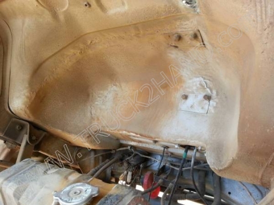 รถบรรทุก 6 ล้อโม่ปูน  ยี่ห้อ HINO ขนาดโม่ปูน 2.3 คิว  165 แรงม้า