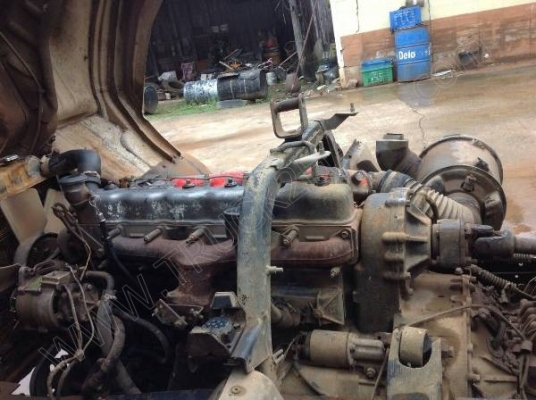 รถบรรทุก 6 ล้อโม่ปูน  ยี่ห้อ HINO ขนาดโม่ปูน 2.3 คิว  165 แรงม้า