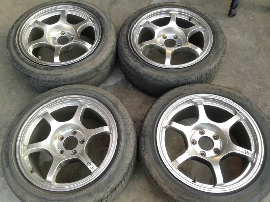 แม็ก RGII  ขอบ 17x8  พร้อมยาง 215 50 17 ปี 10 มี 1ชุด