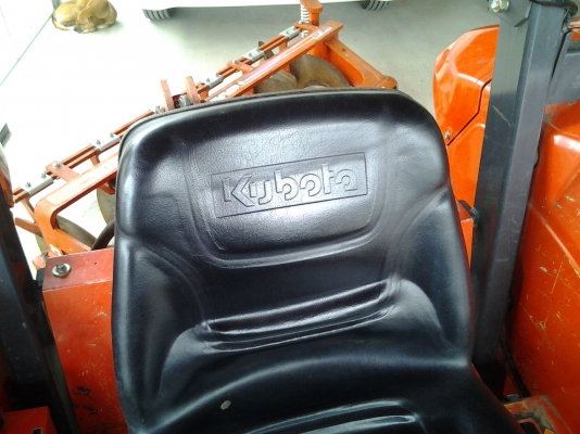 รถไถ KUBOTA 6040 SU รถปี 54 สีเดิม ๆ ทั้งคัน ราคา 650,000 บาท.