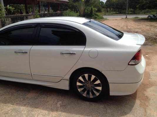 ขาย Honda Civic FD ปี 2010 เครื่อง 1.8 ตัวท็อป สีขาว Nevi วิ่งน้อย