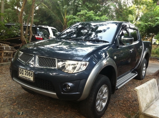 ขายTRITON2.5 ปี09 4ประตู รถสภาพสวยครับ ลองชมก่อนได้ราคาไม่เเรง