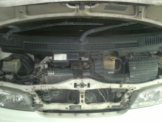 ต้องการขายรถตู้เบ็นซ์มือสอง รุ่นMB 140 D