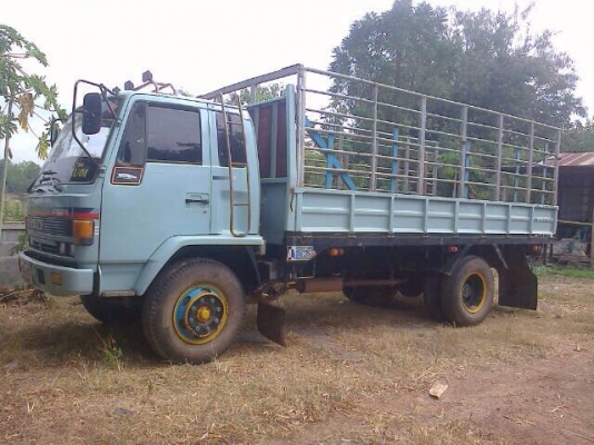 ขายหกล้อ Isuzu FTR เครื่อง 6BD1 - 165 แรง ยาง 8.25 กระบะไม่ดั๊มพ์ยาว 5 เมตร รถห้าง ทะเบียนพร้อม ขายหกล้อ Isuzu FTR เครื่อง 6BD1 - 165 แรง ยาง 8.25 กระบะไม่ดั๊มพ์ยาว 5 เมตร รถห้าง ทะเบียนพร้อม