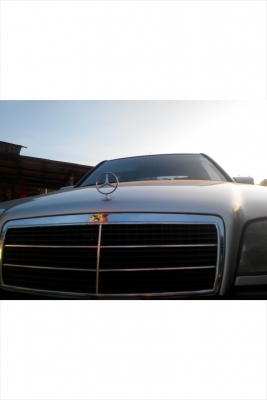 benz  ปี2537 C180 ทะเบียน กรุงเทพมหานคร  เครื่องเดิมไม่ติดเเก๊ส เกียรธรรมดา 5 เกียร เเอร์วิทยุครบ ภายในเดิมๆ